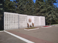Воинские захоронения города благоустраивают 