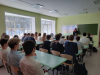 В калужских школах прошли уроки мужества