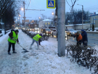 Уборка снега осуществляется круглосуточно  