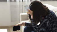  Желая обезопасить свои накопления две местные жительницы потеряли крупные денежные суммы