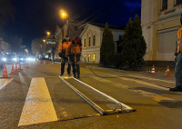 В Калуге обновляют дорожную разметку