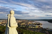 9 декабря в России отмечают День героев Отечества