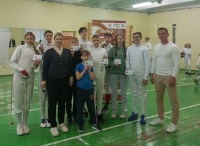 Ребята из спортшколы "Фехтование" готовы к труду и обороне
