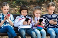 Безопасность детей: выход в Интернет с телефона