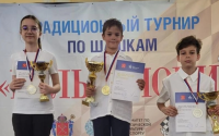Юные калужские шашисты вернулись с наградами из северной столицы