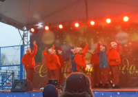 На площади Маяковского прошел новогодний концерт