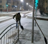 Уборка снега ведется в круглосуточном режиме 
