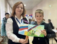 На избирательных участках проходит региональный конкурс детских рисунков