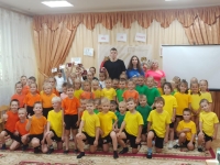 Торжественное награждение юных значкистов ГТО из МБДОУ     № 106  «Светлячок»