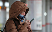 Будьте бдительными при общении с незнакомыми по телефону