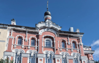 В Калуге завершается ремонт крыши культурного объекта