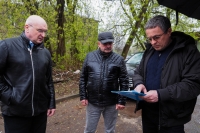 Городской Голова проконтролировал, как выполнены работы по капитальному ремонту кровли на Пухова, 39а