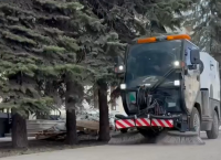 На уборку мраморной крошки отправлены автопылесосы
