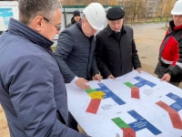 Дмитрий Денисов вместе с Анатолием Артамоновым провели объезд знаковых областных строек в Калуге