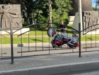 ОЧЕВИДЦЕВ ДТП ПРОСЯТ ОКАЗАТЬ СОДЕЙСТВИЕ 