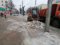 Городские службы дежурят на улицах Калуги