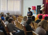 Совет ветеранов провел встречу со студентами колледжа экономики и технологий