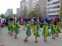 По микрорайону Кубяка прошел "Бессмертный полк"