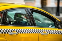 Ветераны смогут бесплатно воспользоваться услугами такси до конца 2022 года