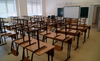 Решение о досрочных каникулах принимается на местах