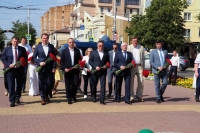 В Калуге возложили цветы к Вечному огню 