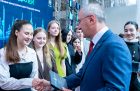 Выпускникам вручили золотые медали