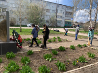 В микрорайоне Куровской прошел субботник 
